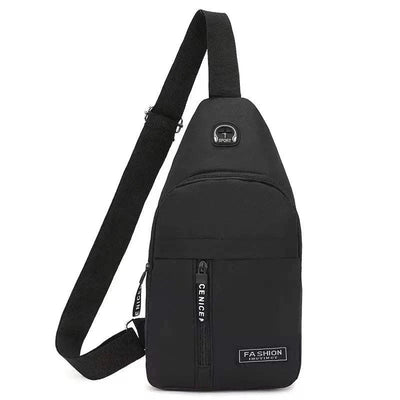 Men's crossbody bag in black Oxford fabric with zipper closure and adjustable strap.